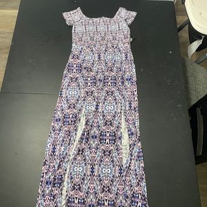 Off the Shoulder Maxi Dress